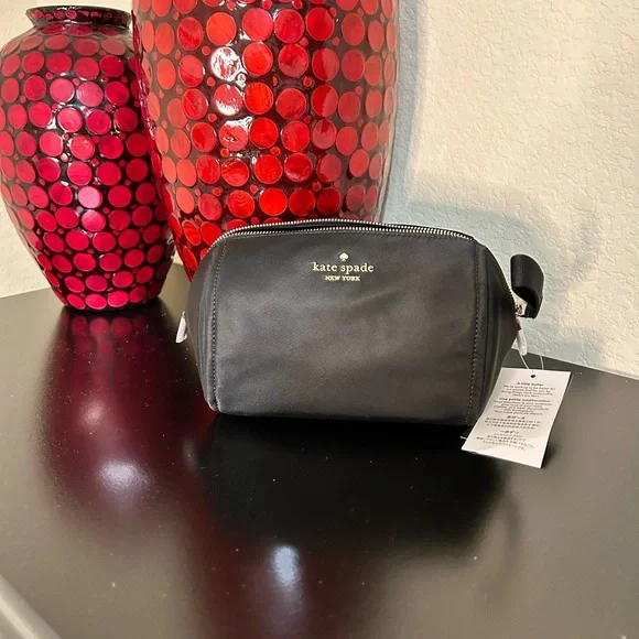 NWT Kate Spade Black Chelsea Medium Cosmetic - Picture 4 of 8